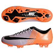 nike-boots-orange